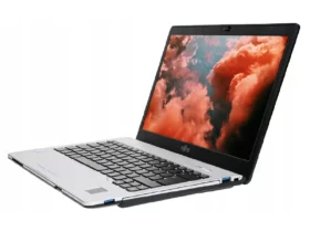 Fujitsu LifeBook S935 - Ordinateur Portable Performant et Lé