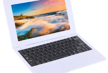 Yonis Ordinateur Portable 10.1" Android - Quad Core, 1GB RAM